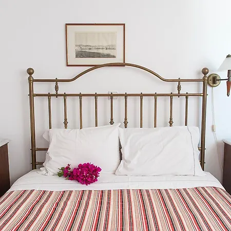 Alana Mykonos Han/Misafirhane